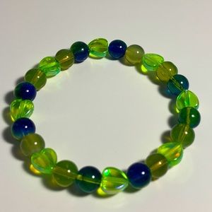 Blue & green heart bracelet